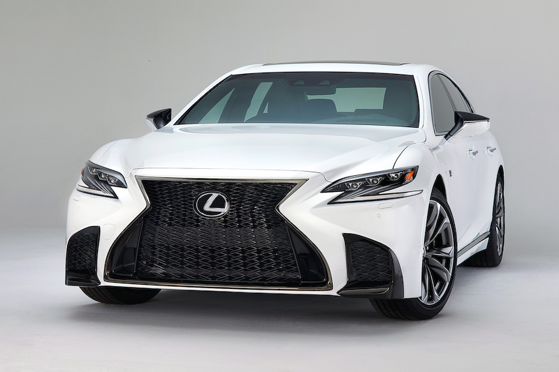 LS500“F SPORT”のエクステリアデザイン