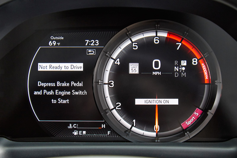 LS500“F SPORT”のインテリア