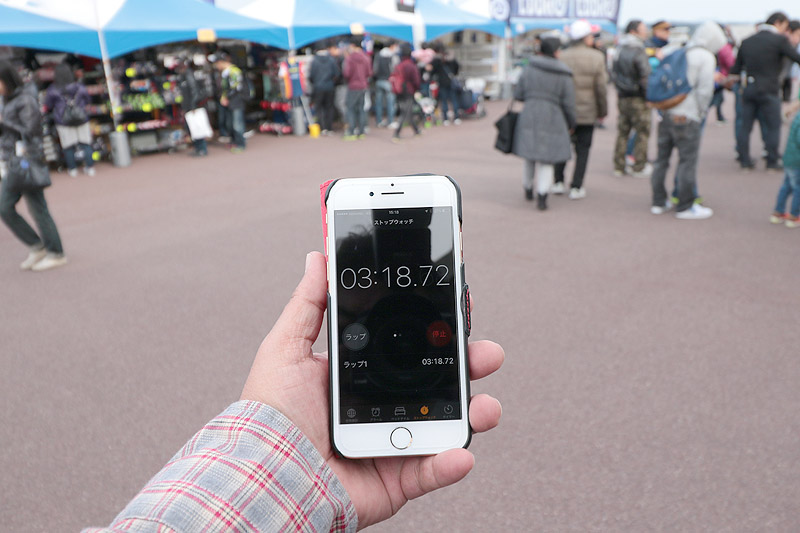 パドックトンネルを抜けてGPスクエアに出ると3分18秒