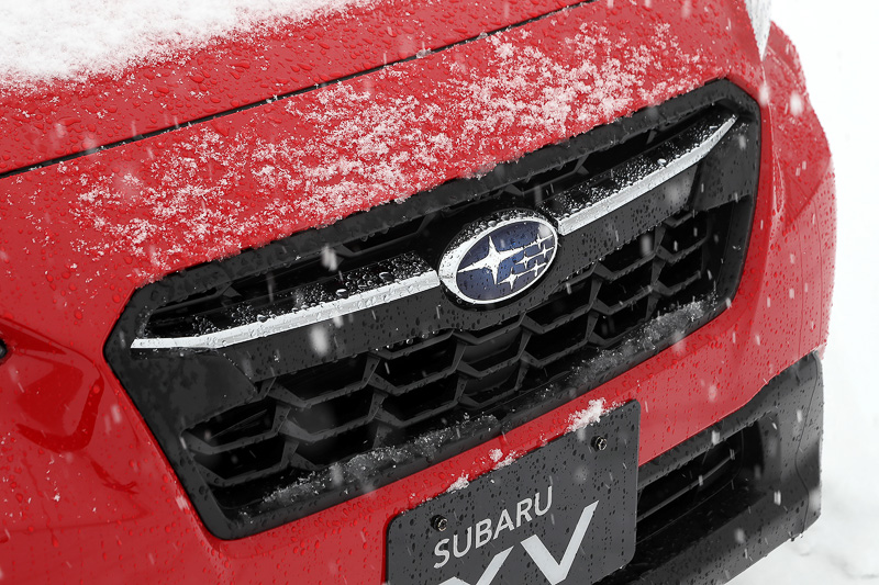 新型「XV」の各部。樹脂製パーツを各所に使うことでアクティブなイメージを表現。実際の使い勝手もよさそうだった