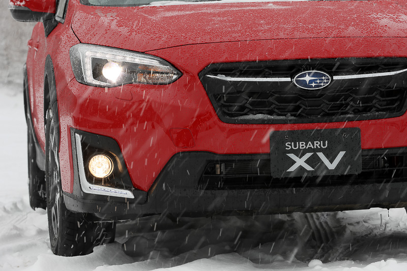 新型「XV」の各部。樹脂製パーツを各所に使うことでアクティブなイメージを表現。実際の使い勝手もよさそうだった