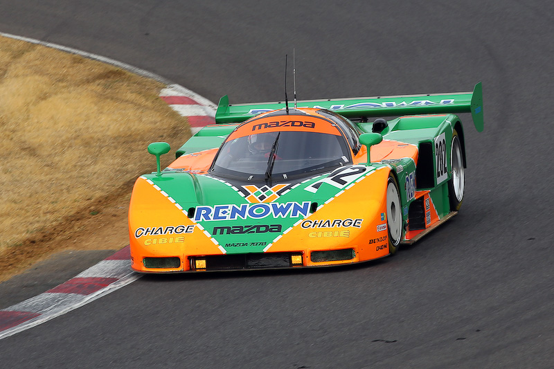 787Bの走行シーン。デモ走行なのでコーナーはほどほどだが、ストレートはアクセルを踏んでくれていた