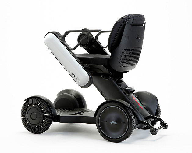 高出力モーターにより最大5cmの段差を乗り越えることができる