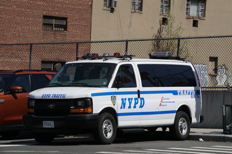 ニューヨークショーが開催されている会場周辺にあったNYPD（New York City Police Department）の警察車両いろいろ