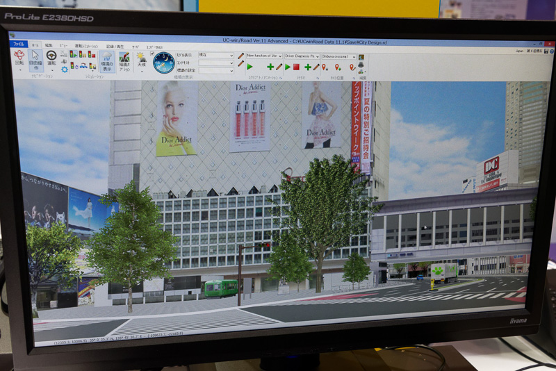 自動車メーカーや部品メーカーが、自ら開発したADAS（先進運転支援システム）、あるいは自動運転のイメージデモなどを容易に構築可能