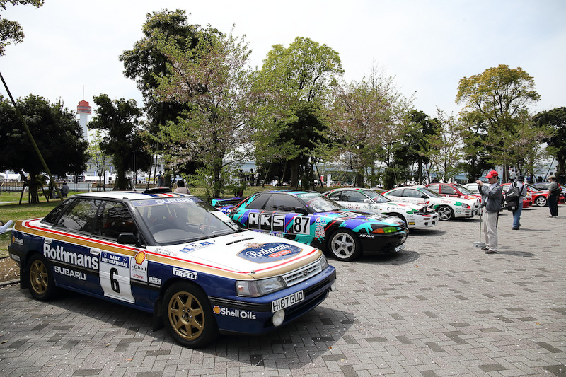 例年通り多くのヒストリックカー、レプリカオーナーが集まった