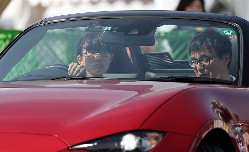 最初は戸惑うも、案外あっさり慣れちゃいます