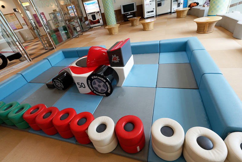 子供連れにはうれしいキッズスペースがある休憩所