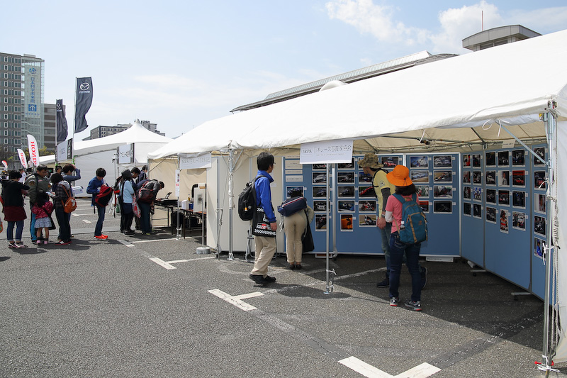 JRPA会員の作品をプリンターで出力できるサービスは行列ができるほど大人気