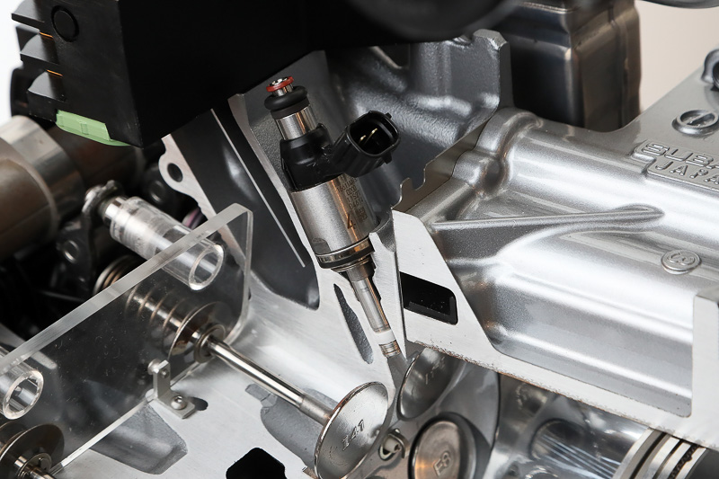 直噴のインジェクター