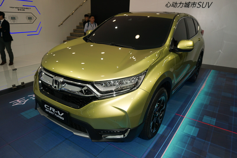 1.5リッターターボエンジンを搭載するCR-Vは2017年後半に発売予定
