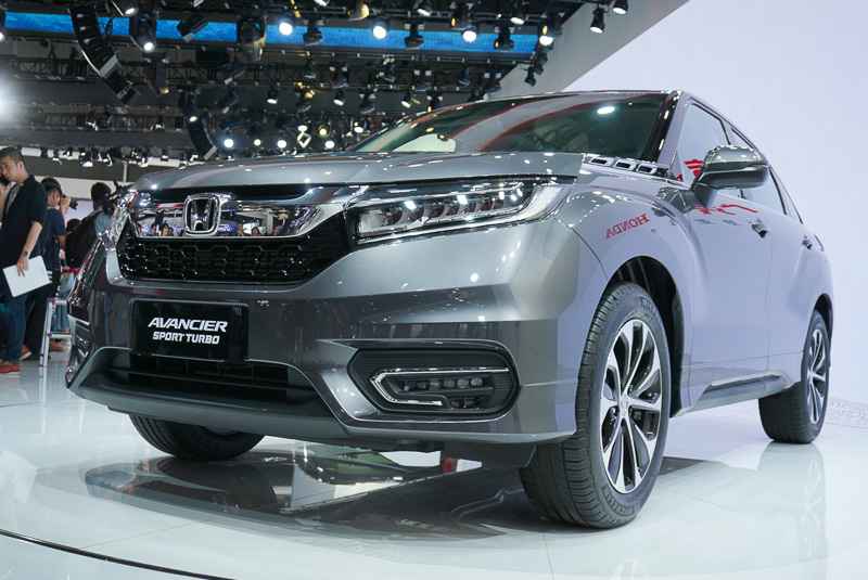 「アヴァンシア240ターボ」