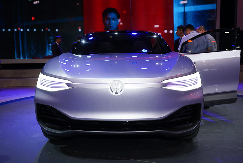 「フォルクスワーゲンとして初めて電気で駆動するクロスオーバーユーティリティビークル（CUV）」というI.D. CROZZ