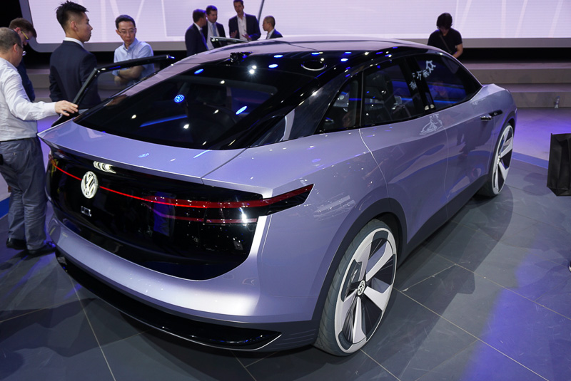 「フォルクスワーゲンとして初めて電気で駆動するクロスオーバーユーティリティビークル（CUV）」というI.D. CROZZ