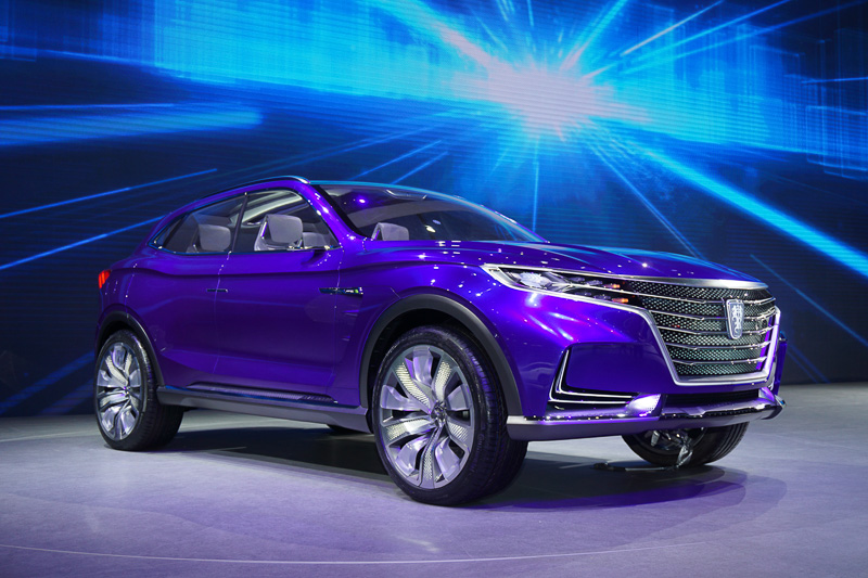 SAIC MOTOR（上海気車）が展示したROEWEブランドのSUVコンセプトカー