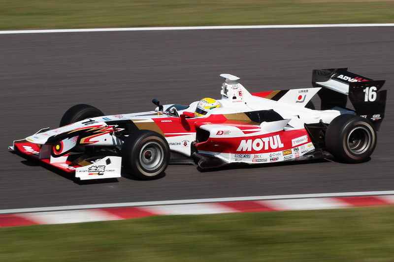 2位になった山本尚貴選手（16号車 TEAM MUGEN SF14/Honda HR-417E）