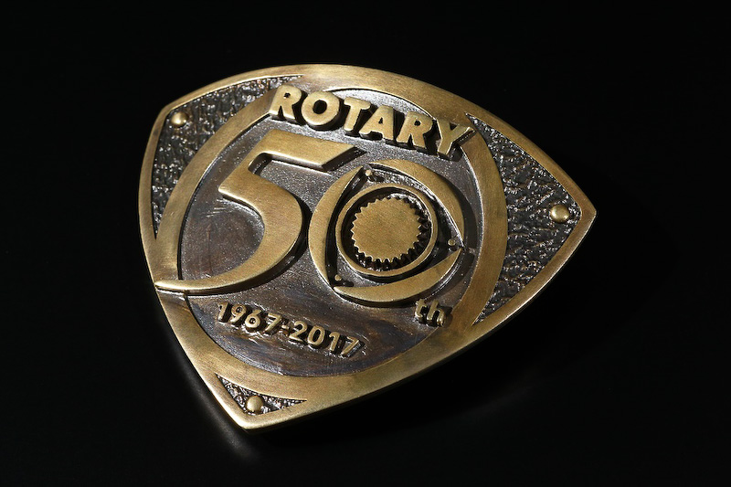 5月中旬に発売予定の「ROTARY 50th Aniv.ベルトバックル」（4500円［税別］）