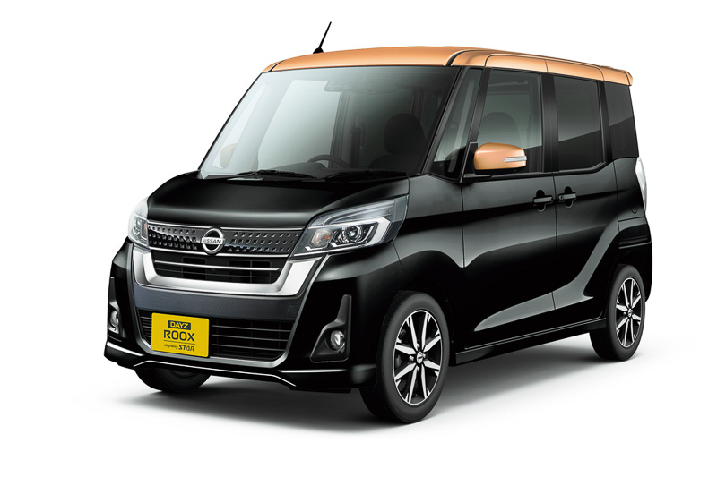 「ハイウェイスターX Vセレクション」ブラック（P）/ピンクゴールド（M）2トーン