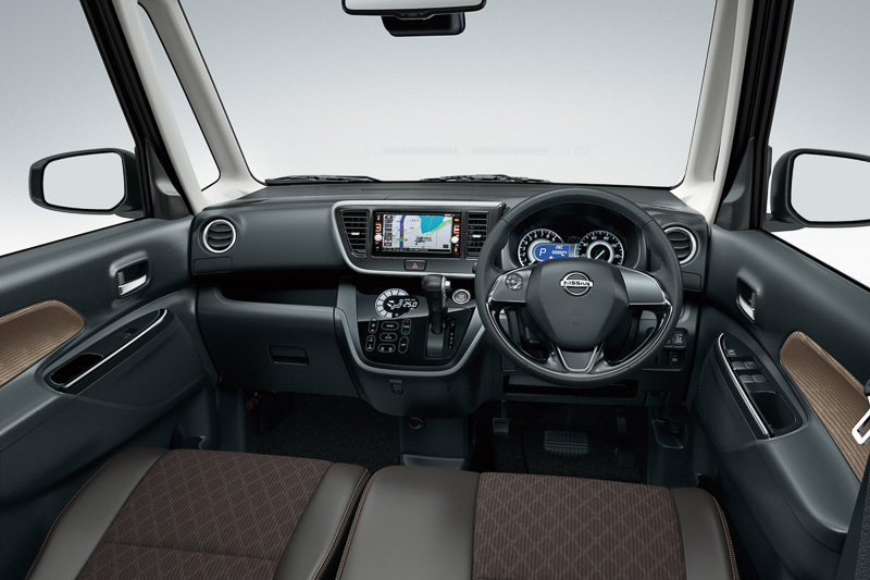 プレミアムグラデーションインテリアを採用するハイウェイスターX Vセレクション