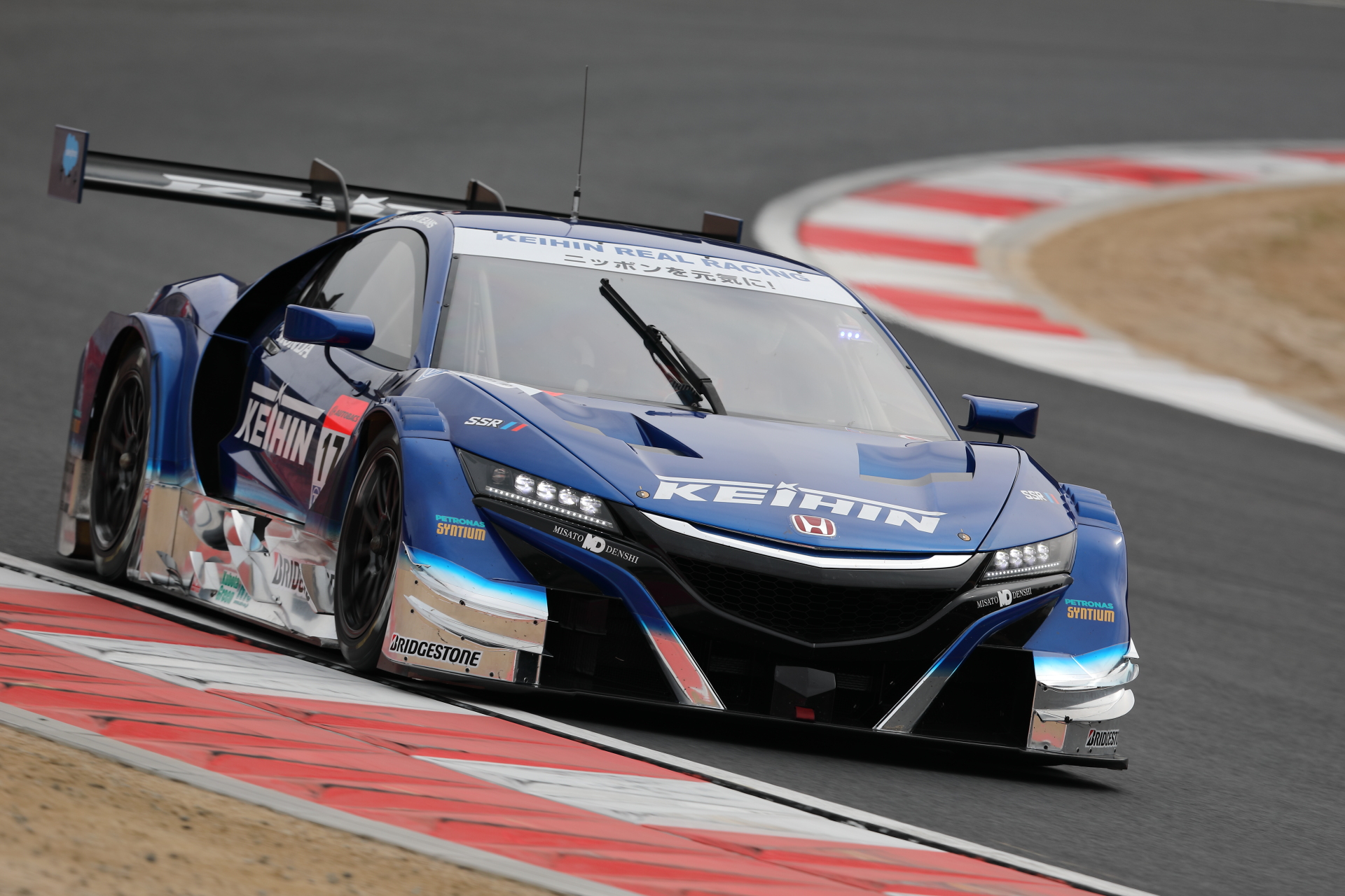 EF500mm F4L IS II USM 1/640sec f6.3 AIサーボAF：Case4（岡山国際サーキット SUPER GT公式テスト）