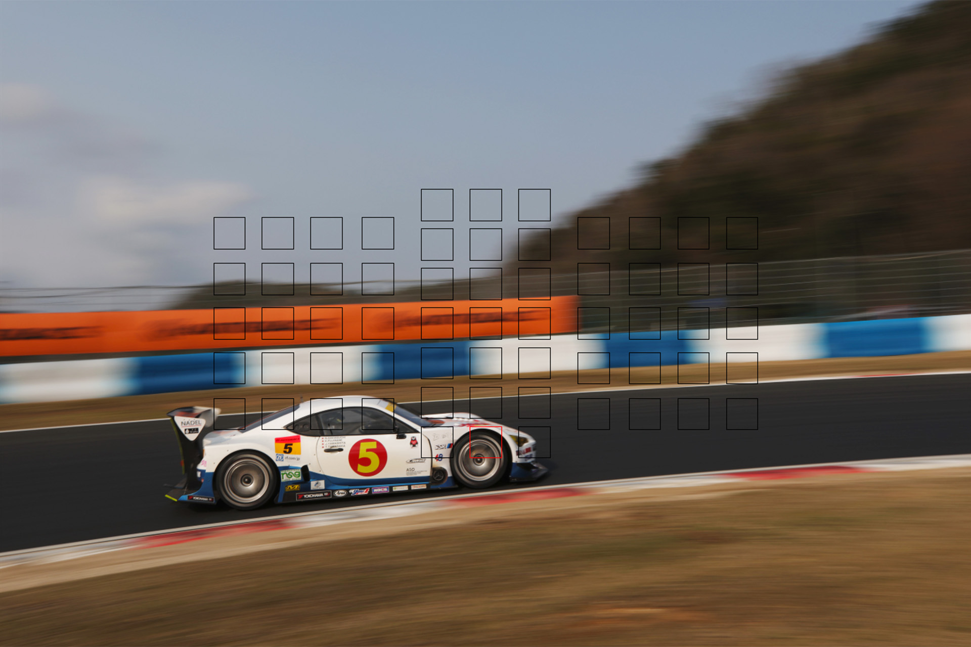 EOS 5D Mark IV のAFセンサー配置はEOS 5D Mark IIIより天地方向に拡大されています