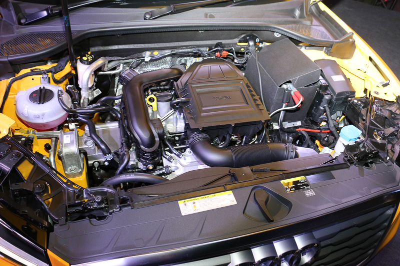 直列3気筒DOHC 1.0リッターターボは最高出力85kW（116PS）/5000-5500rpm、最大トルク200Nm（20.4kgm）/2000-3500rpmを発生