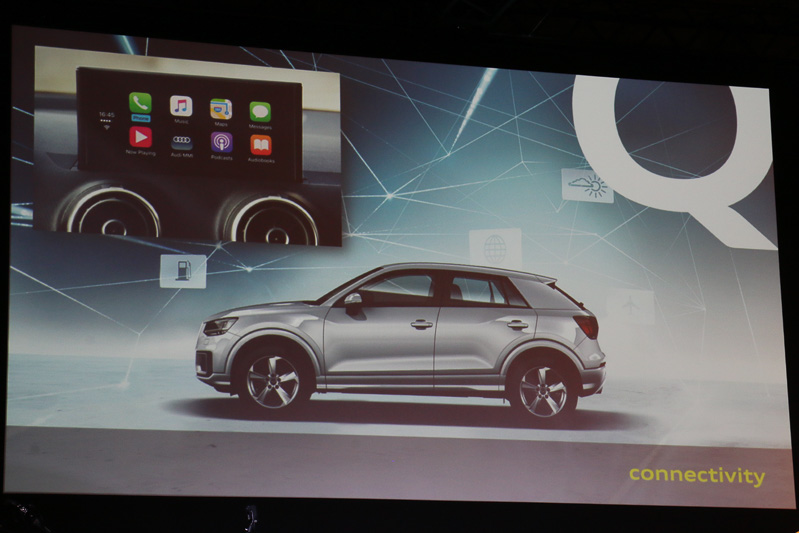 「スマートフォンインターフェイス」でAppleの「CarPlay」やGoogleの「Android Auto」に対応する