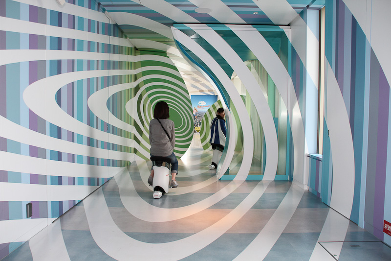 ぐるぐるSHOTで記念撮影なんてことも。撮影用ホールが用意されているので、スマホで簡単に撮影できる