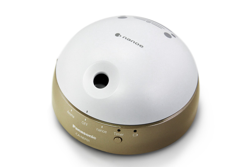 「ナノイー」を発生し、アロマ機能も持つ「CA-NEP01DM-C」にイラスト化した500のフロントマスクをプリント