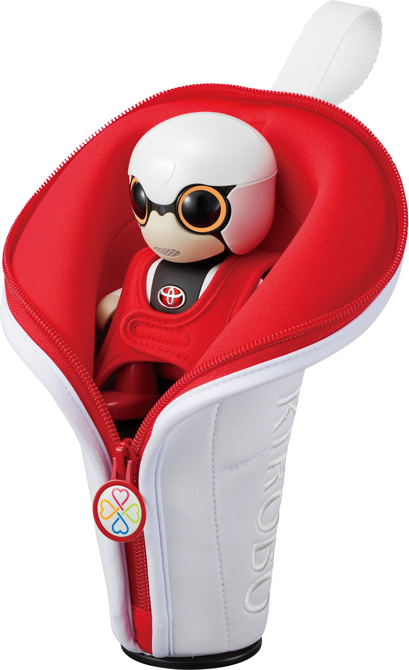 「チェア付キャリーケース」は写真の「ホワイト」のほかに3種類を用意。内側のチェア部分を取り外して単体で座らせることも可能