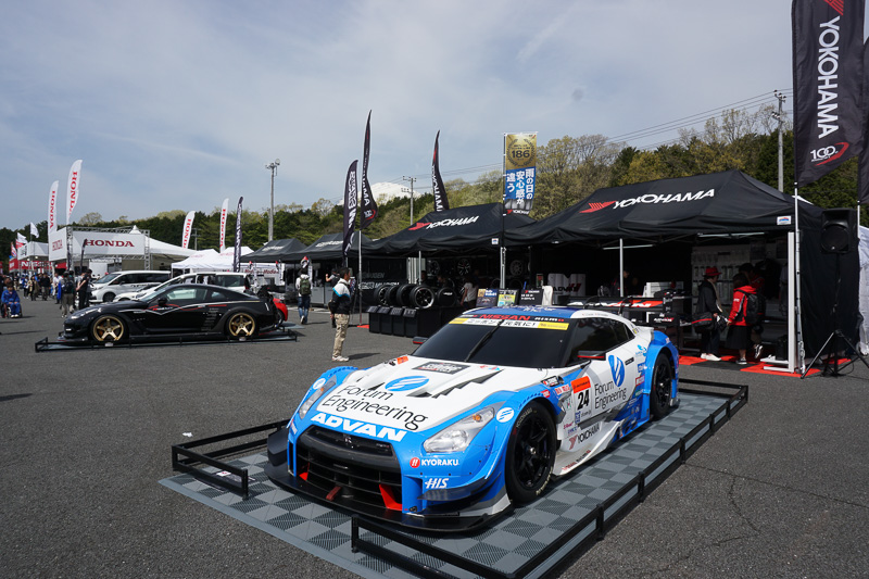 ヨコハマタイヤのブース