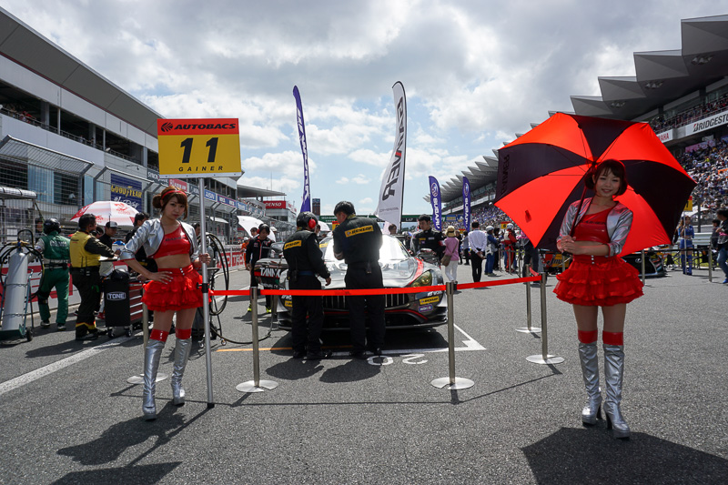 11号車 GAINER TANAX AMG GT3（平中克幸/ビヨン・ビルドハイム DL）