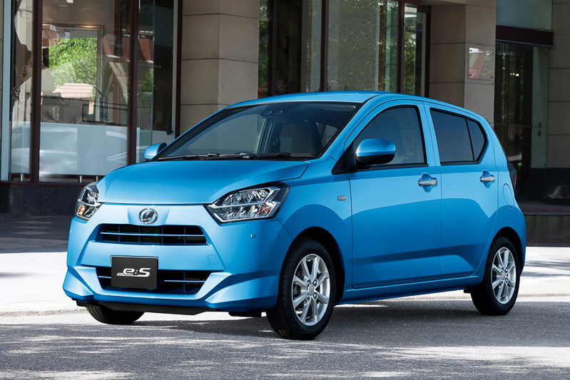 新型軽自動車「ミラ イース」