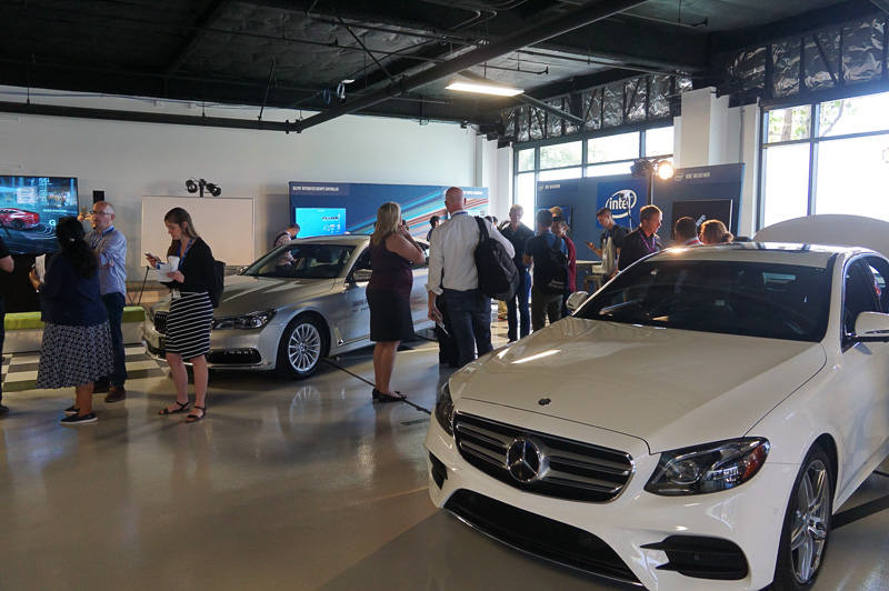 Intelがシリコンバレーに開設した自動運転車開発拠点「Autonomous Driving Lab」