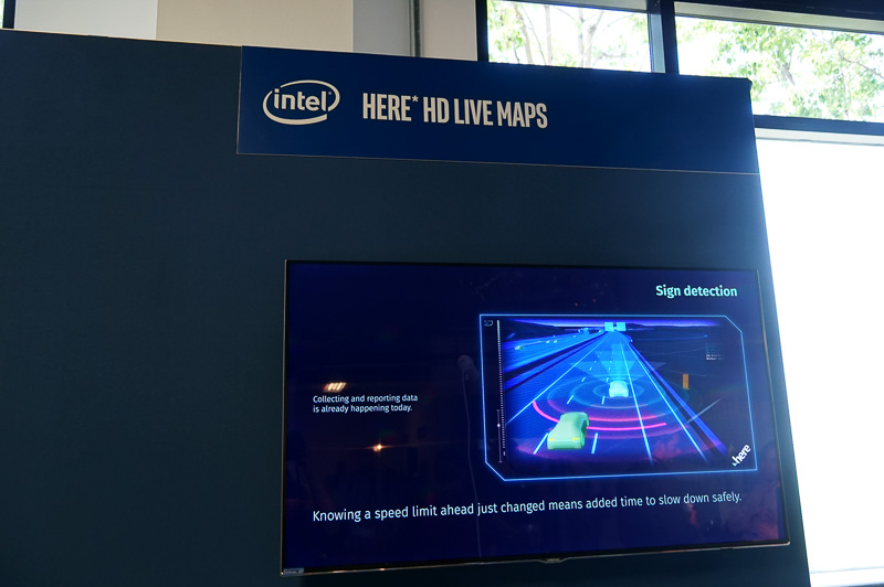 HEREの高精度マップ