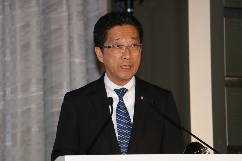 決算内容について解説するトヨタ自動車株式会社 副社長 Chief Financial Officerの永田理氏