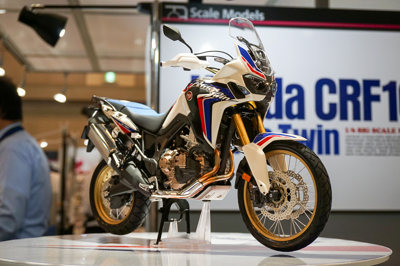 スケールモデル「1/6 Honda CRF1000L アフリカツイン」