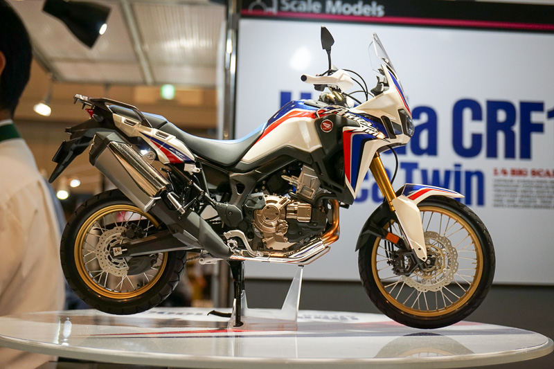 スケールモデル「1/6 Honda CRF1000L アフリカツイン」