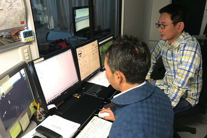 走行後には走行データを見ながら注意点の洗い出し。これは大きな武器となりそうだ