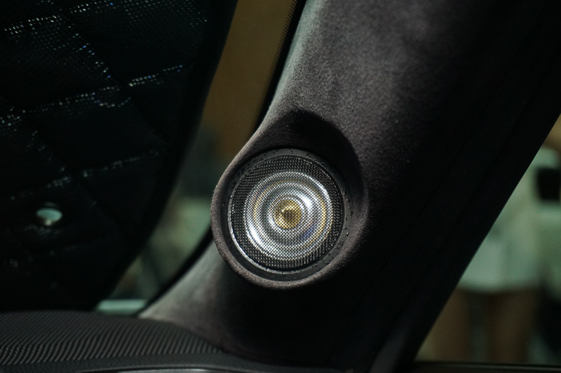 「TS-V173S」や参考出品のユニットを搭載して、ハイレゾ音源の再生を体験できる