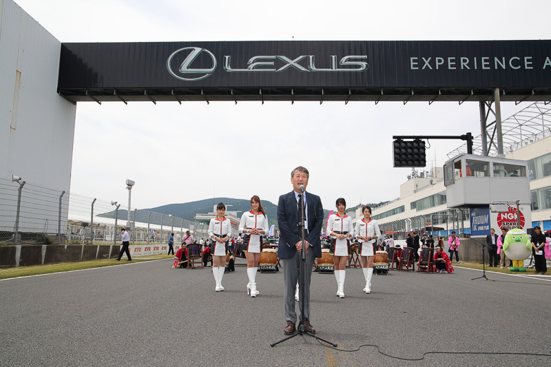 開会の挨拶を行なう株式会社オートポリス 代表取締役社長 寺西猛氏