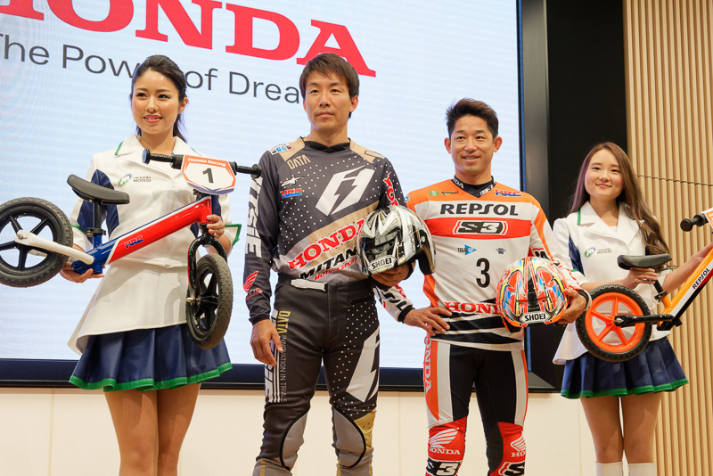 日本GPでは誰よりも小川選手のポジションを気にしているという藤波選手。レース中に上位にいる小川選手を見て「うわ、2位にいるよ！とか思っている。応援したいんですよ、でもここじゃないでしょ、と。全日本で頑張ってよと。（負けるかもしれないと）ホントにびびってます」とジョークとも本気ともつかないコメント