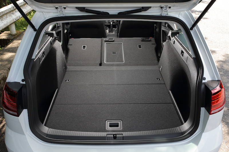 ヴァリアントのラゲッジルームのレイアウト例