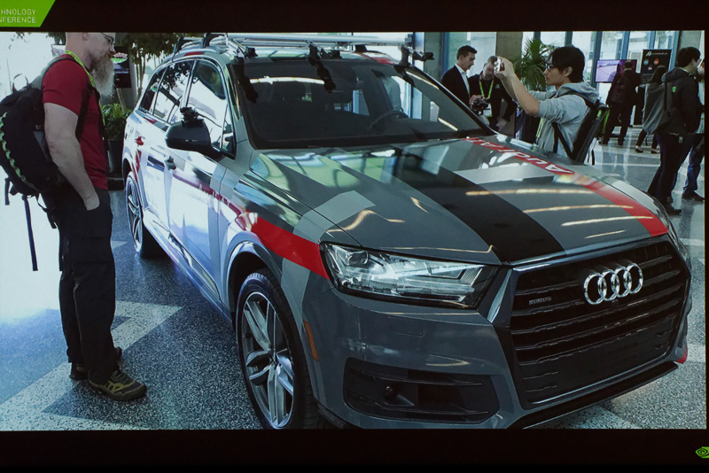 CES 2017で自動運転デモを行なったAudi Q7