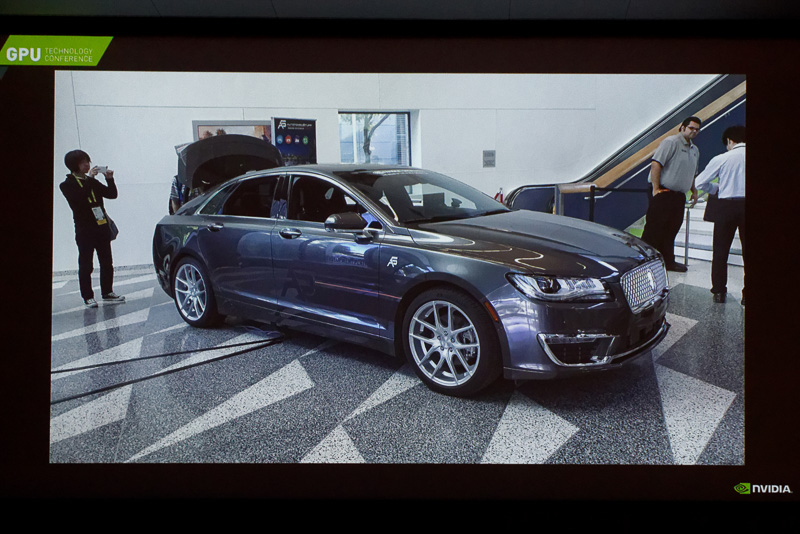 DRIVE PX 2を採用するAutonomouStuffの自動運転試験車両。カメラ11個、レーダー6個、ライダー3個、GPS、加速度センサーが搭載されているという