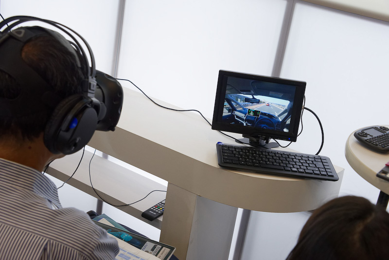 高速道路における同一車線自動運転技術「プロパイロット」を体験できるVRは大人気
