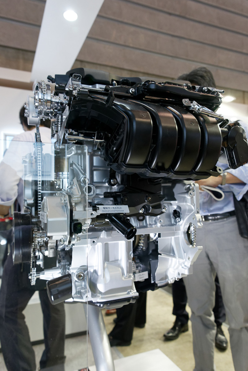 新型直列4気筒2.5リッター直噴ガソリンエンジン「Dynamic Force Engine」