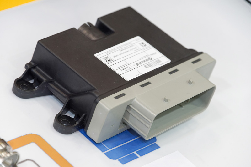 尿素噴射システム全体の制御ユニット