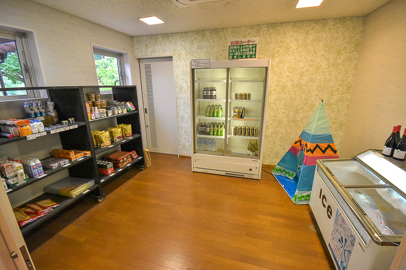 フロントの横にある売店