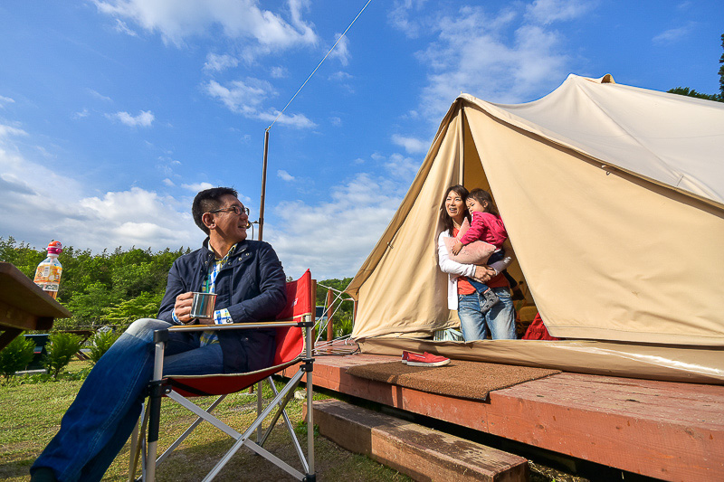 夜中の雨から一転して晴天に恵まれた朝。いつもより早起きしてすがすがしいパパ